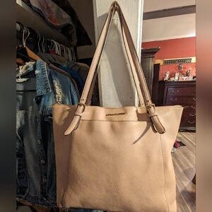 Michael kors purse and matching wallet